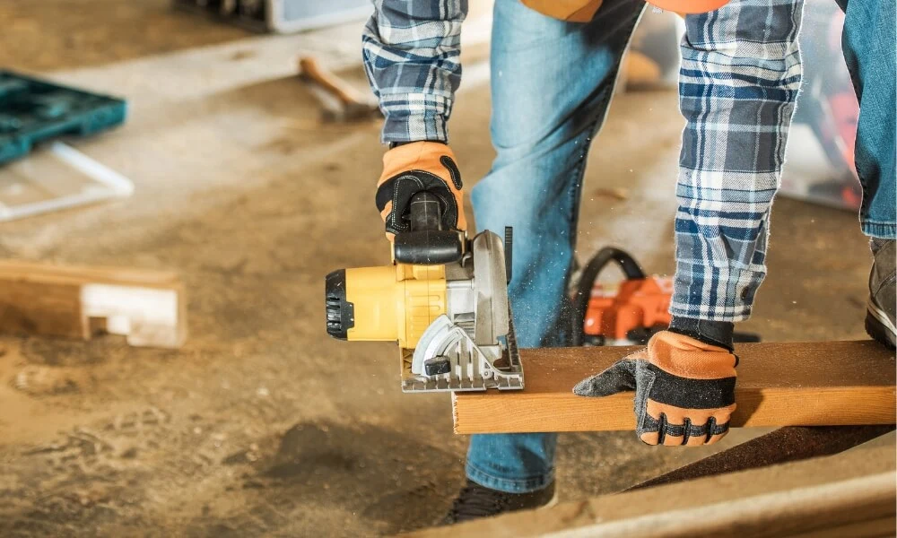 Even Small Tools are Dangerous: Power and Hand Tool Safety Tips