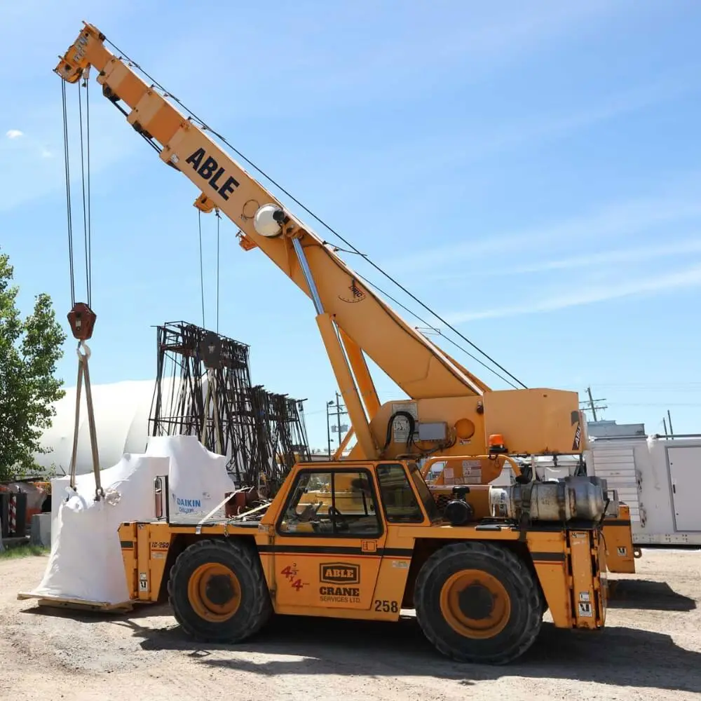 Carry Deck Crane - Crane Types
