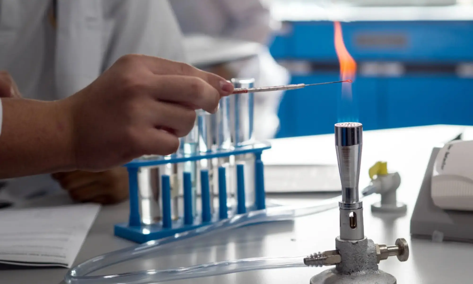 How To Use A Bunsen Burner Safely