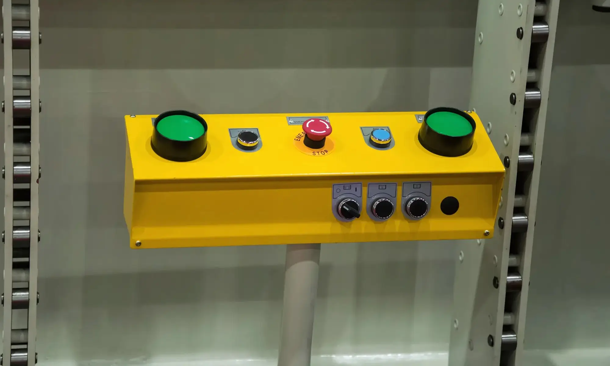 Two-Hand Control Components